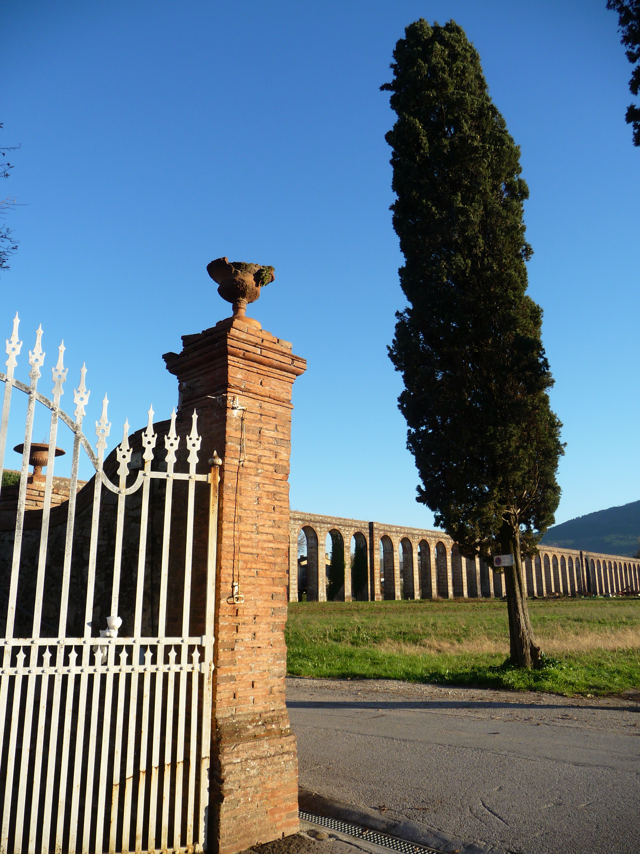 acquedotto del Nottolini Verciano Lucca Italy